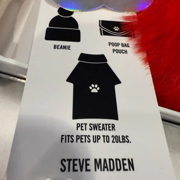 Steve Madden winter gift set beanie pet sweater up to 20lbs & poop bag pouch - Picture 2 of 12